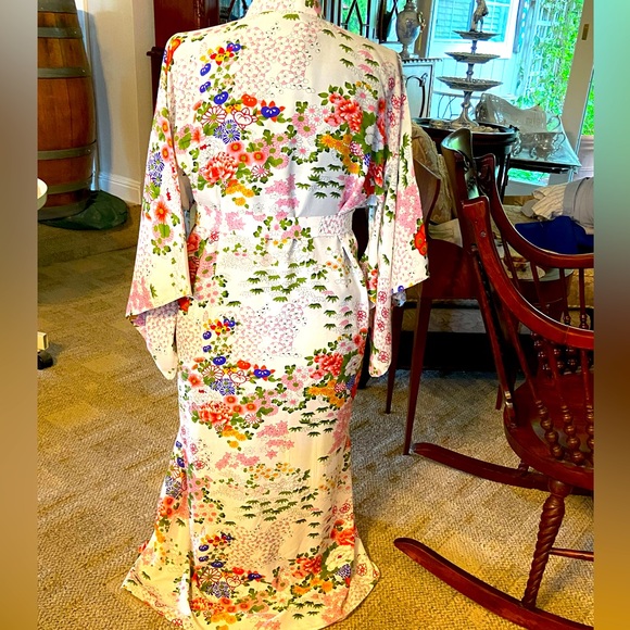 Vintage Kimono Belted Robe, No Tag Polyester/Rayon?, S/M Bright Japanese Floral - Picture 5 of 7